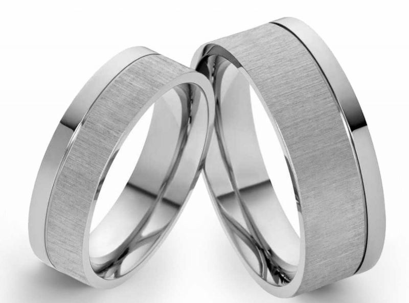 Preview: Ringpaar mit geteilter Optik E030 ohne Stein mit Gravur